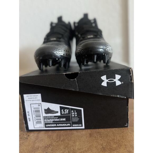 Under Armour Spotlight Select 3 JR MC Youth Size 5.5Y Football Cleats Black - Picture 2 of 5